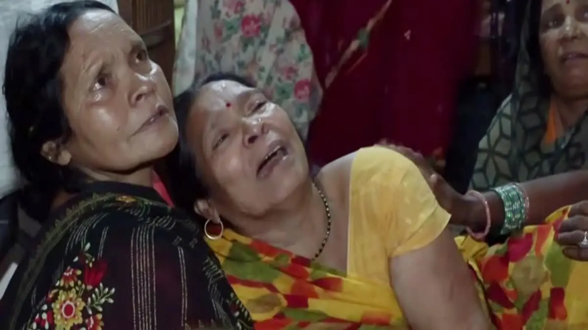 അമേരിക്കൻ ആക്രമണത്തിൽ കൊല്ലപ്പെട്ട 2 നാവികരുടെ മൃതദേഹങ്ങൾ നാട്ടിലെത്തിച്ചു