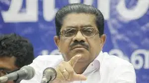 "ബജറ്റിലെ മദ്യനയവും കരിമണൽ ഖനനവും പിൻവലിക്കണം" ;  വി.എം. സുധീരൻ 