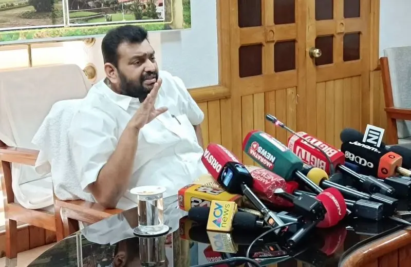 റബർ കർഷകർക്കായി ഭവന പദ്ധതി : റബ്ബർ മേഖലയുടെ പുരോഗതിക്കായി പുതിയ പദ്ധതികളുമായി  റബ്ബർ ബോർഡ് 