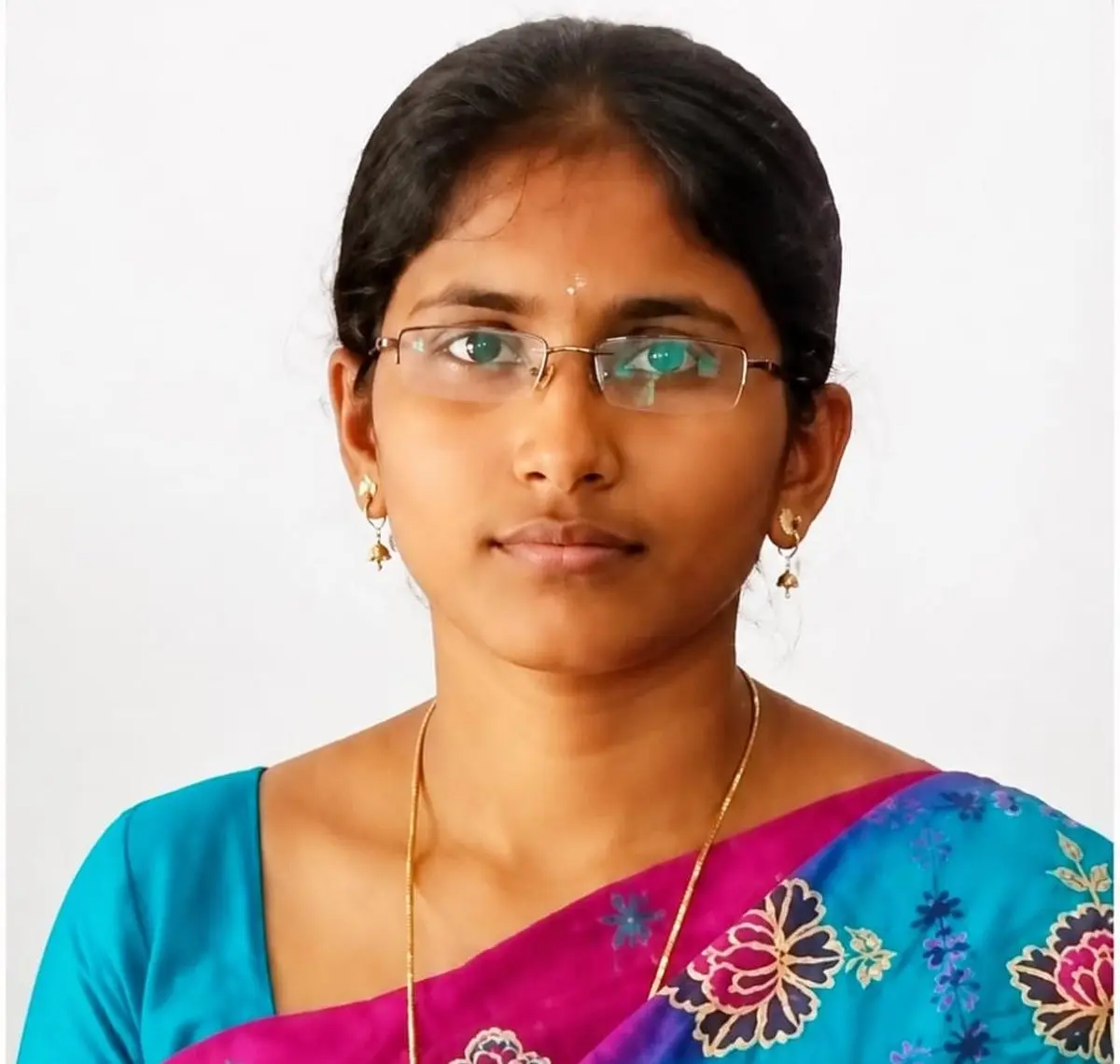 യൂട്യൂബ് വീഡിയോകൾ കണ്ട് വീട്ടിൽ പ്രസവിക്കാൻ ശ്രമം:  യുവതിക്ക് രക്തസ്രാവത്തെത്തുടർന്ന് ദാരുണാന്ത്യം