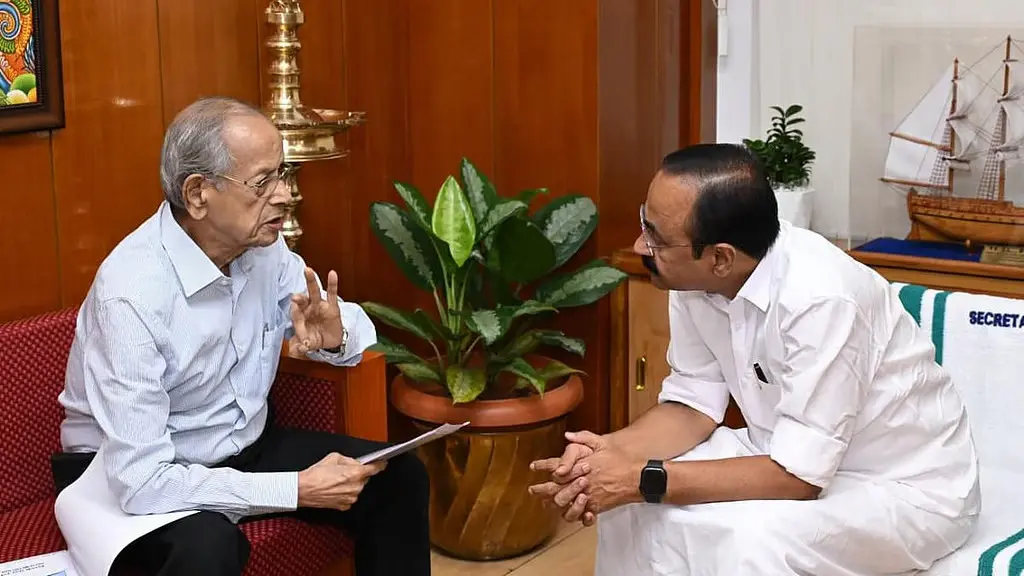 തിരുവനന്തപുരം – കണ്ണൂർ അതിവേഗ പാത : പദ്ധതിയുടെ രൂപരേഖ സർക്കാർ നിയോഗിച്ച നാലംഗ സമിതിക്ക് ഇ.ശ്രീധരൻ കൈമാറി