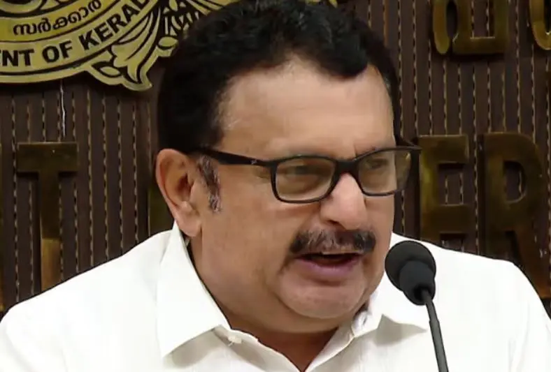 ആരോഗ്യവകുപ്പില് പത്തുവര്ഷത്തിനിടയിൽ വാങ്ങിയ ഉപകരണങ്ങളിൽ , അന്വേഷണത്തിന് ഉത്തരവിട്ട് മന്ത്രി