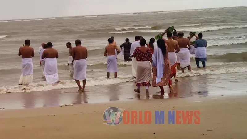 മലാഡ്-മാൽവണി ശാഖയിൽ കർക്കിടക വാവുബലി