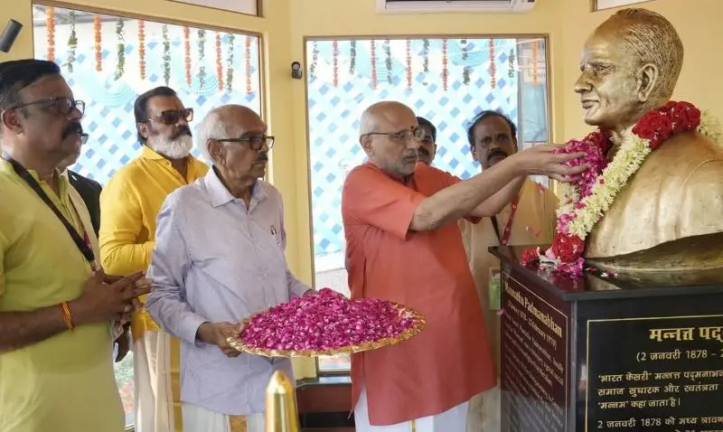 സുകുമാരൻ നായർക്കെതിരെ രൂക്ഷ വിമർശനവുമായി കേന്ദ്രമന്ത്രിയും ഉപരാഷ്ട്രപതിയും
