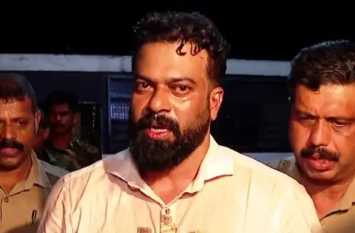 "സുഗതനെ ജനങ്ങൾ തിരഞ്ഞെടുത്തതാണെന്ന വസ്തുത അംഗീകരിക്കണം" : ഹൈക്കോടതി