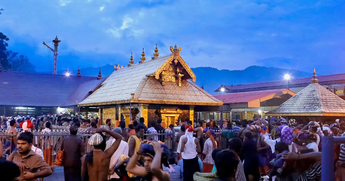 രാജരാജവർമ്മയെ തള്ളി പന്തളം കൊട്ടാരം: "രാജരാജവർമ്മ,മുന്നൂറോളം വരുന്ന കുടുംബാംഗങ്ങളിൽ ഒരാൾ മാത്രം" 