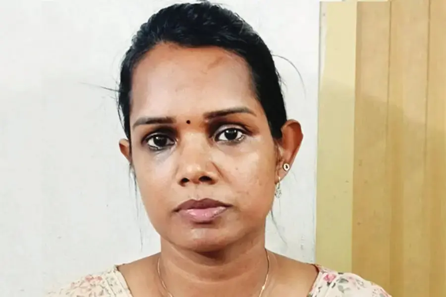 അഞ്ചുകോടി തട്ടിയ കേസ് ഹണി ട്രാപ്പ് അല്ല; "വ്യവസായി വിജയകുമാര് തന്റെ ഭര്ത്താവ്":പ്രതിയായ റോഷ്നി സുരേഷ്