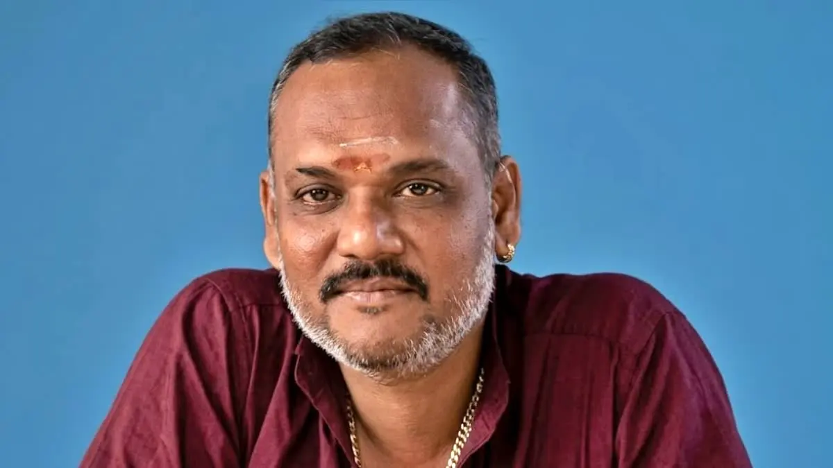 പാളയം കൊലക്കേസ് : കൊലയ്ക്ക് കാരണം മാനസിരോഗത്തിന് ചികിത്സിക്കാൻ കൊണ്ടുപോയതിലെ പക,കൊല്ലപ്പെട്ട ബിജുവിൻ്റെ ബന്ധു കസ്റ്റഡിയിൽ