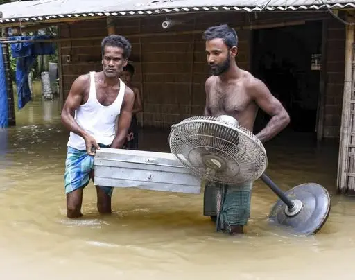 അസമിൽ പ്രളയക്കെടുതി രൂക്ഷം: മരണസംഖ്യ 68