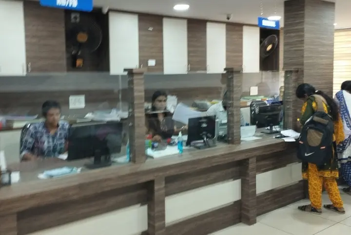 സഹകരണ സംഘ നിക്ഷേപങ്ങൾക്കും TDS നിർബന്ധമാക്കി: ഹർജികൾ ഹൈക്കോടതി തള്ളി:    മുൻവർഷങ്ങളിൽ കാണിക്കാതിരുന്ന പലിശയ്ക്കും നികുതിബാധ്യത