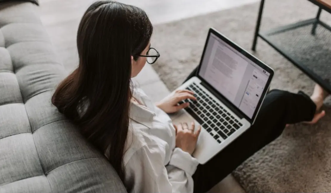 ഇന്ധനക്ഷാമ ആശങ്കകൾക്കിടെ ‘വർക്ക് ഫ്രം ഹോം’ ആവശ്യം ഉന്നയിച്ച് സോഷ്യൽ മീഡിയ