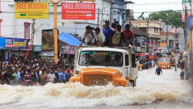 പ്രളയസെസ് ഉല്‍പന്ന വിലയ്ക്ക് മേല്‍ ചുമത്തിയേക്കും: വില ഉയരാന്‍ സാധ്യത