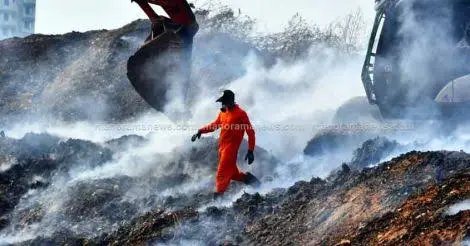 ബ്രഹ്മപുരം തീപിടിത്തം; കൊച്ചി കോർപറേഷന് 100 കോടി രൂപ പിഴ ചുമത്തി ദേശീയ ഹരിത ട്രൈബ്യൂണൽ