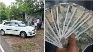 148 വ്യക്തികളുടെ പേരിൽ എടുത്ത GST രജിസ്ട്രേഷനുകൾ 1170 കോടി രൂപയുടെ വെട്ടിപ്പ് :- 350 ഉദ്യോഗസ്ഥരുടെ നേതൃത്വത്തിൽ സംസ്ഥാനത്തെ 101 കേന്ദ്രങ്ങളിൽ ഒരേ സമയം പരിശോധന, നിരവധി പേർ കസ്റ്റഡിയിൽ.