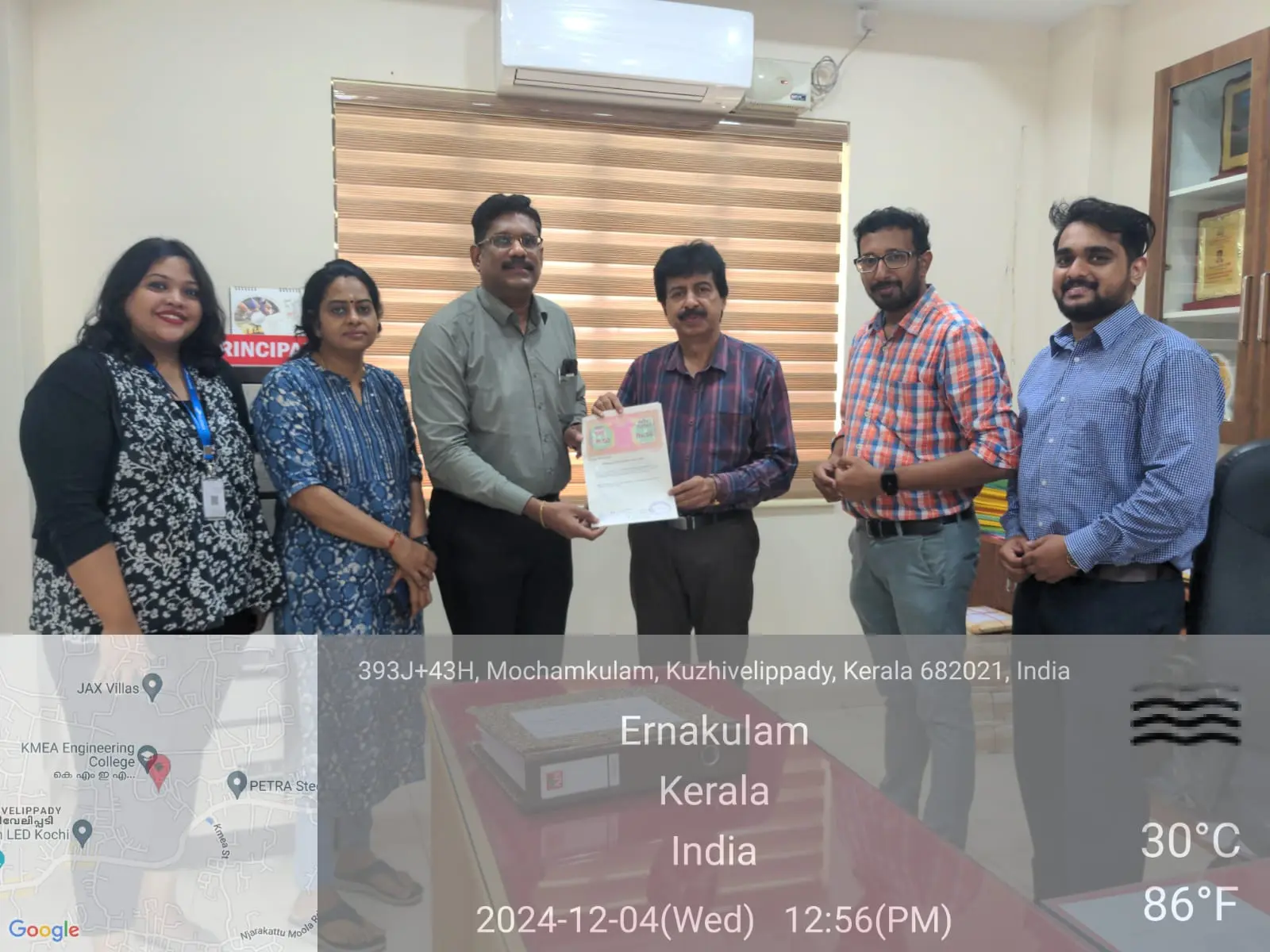 MOU with EDROOTS INTERNATIONAL -Specialized Training in Placements and Career prospects. (04/12/2024).