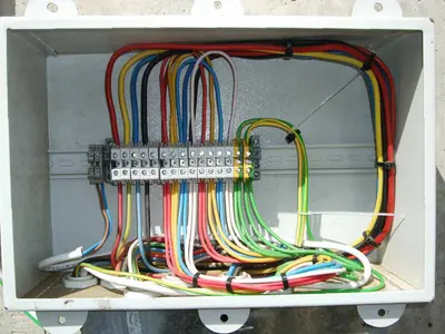 INDOOR AND OUTDOOR JUNCTION BOXES