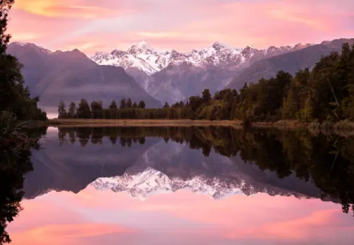 Capture Sunrise at Lake Matheson  