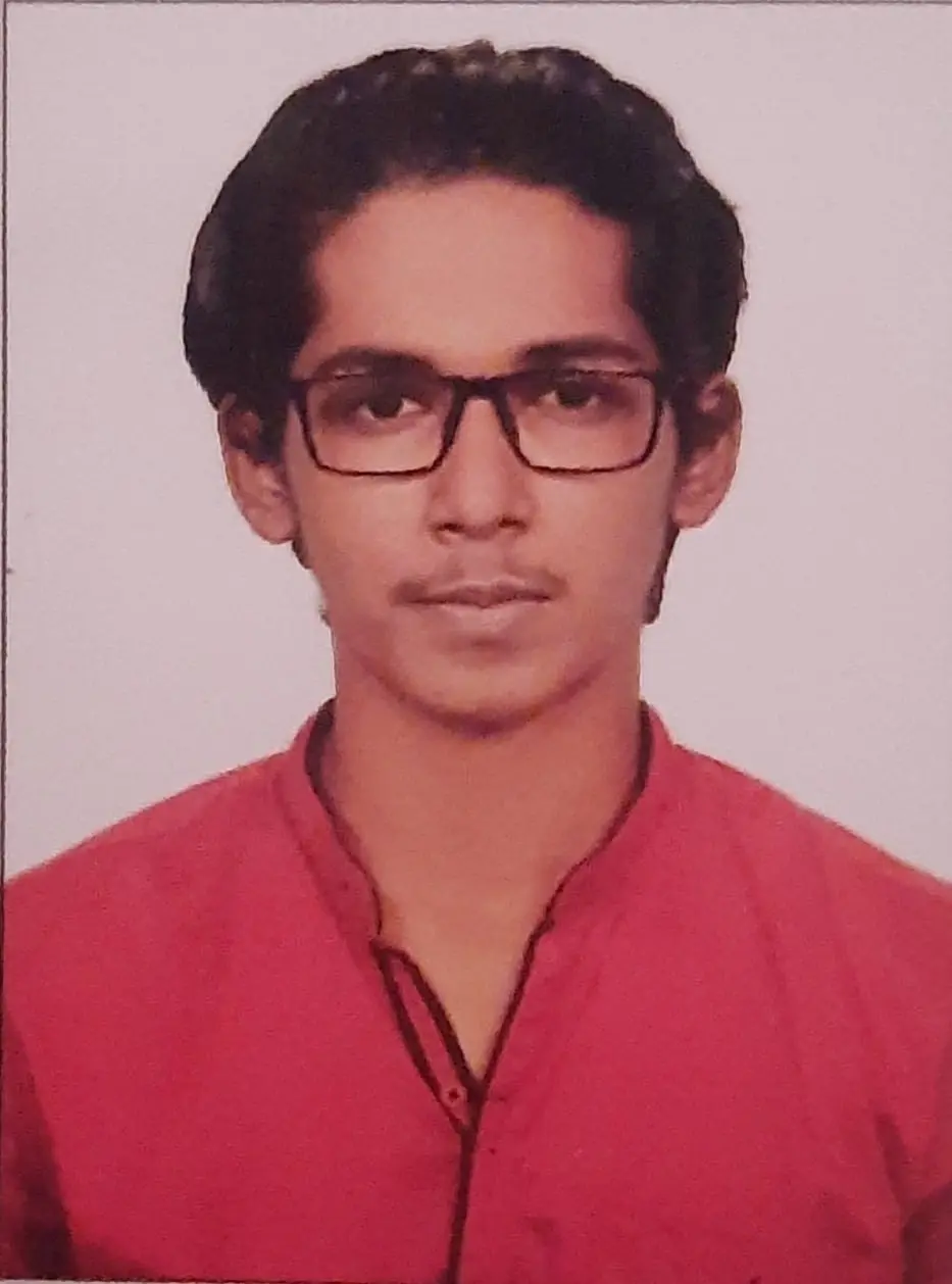 FAROOQ HAMZA - B.COM CA