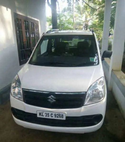 Maruti Suzuki Wagon R petrol 31285 Kms 2012 year