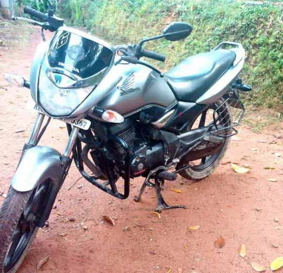 Honda Unicorn 20530 Kms 2012 year