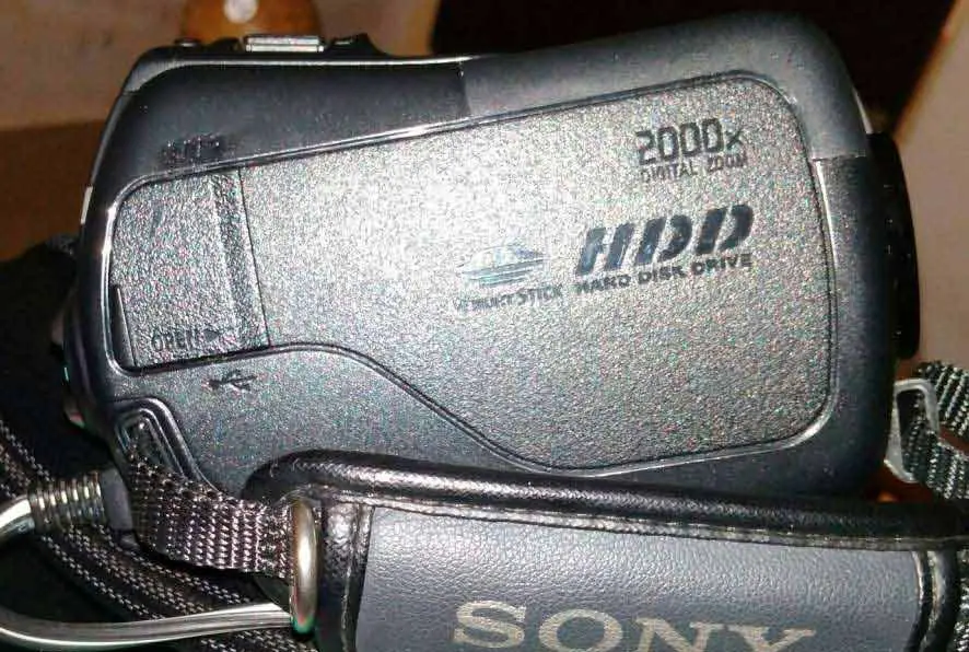 Sony hd handi cam urgently saild disply some