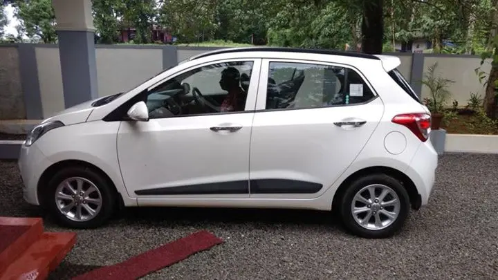 hyundai grand i10 automatic asta