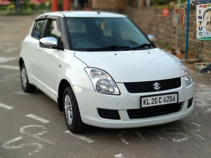 2011 Swift petrol. Showroom condition