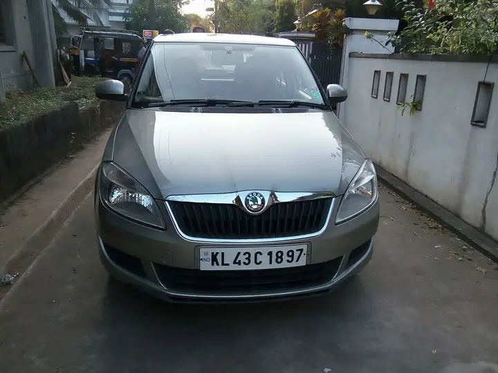 Skoda fabia diesel car km 69000 model 2010 