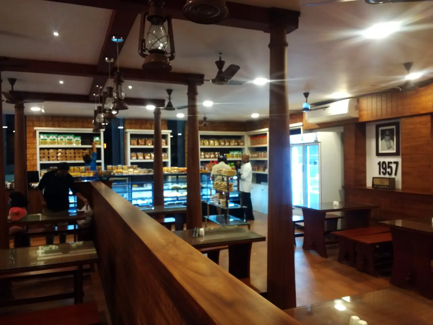 Thomson- Bakery & Restaurant