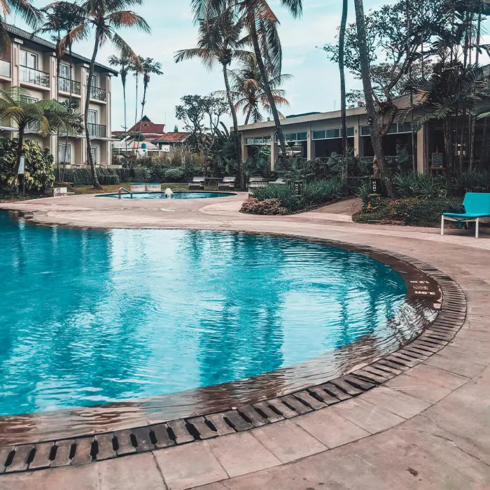 Swimming Pool Design & Construction